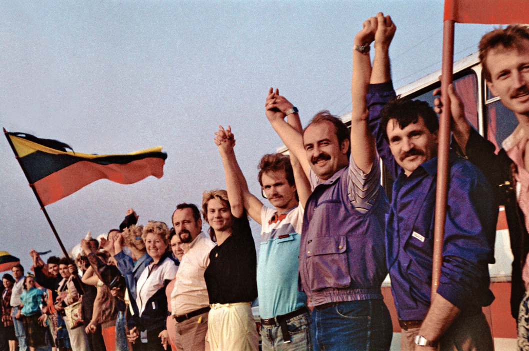 Baltian laulava vallankumous 1987-91, osa 2/2